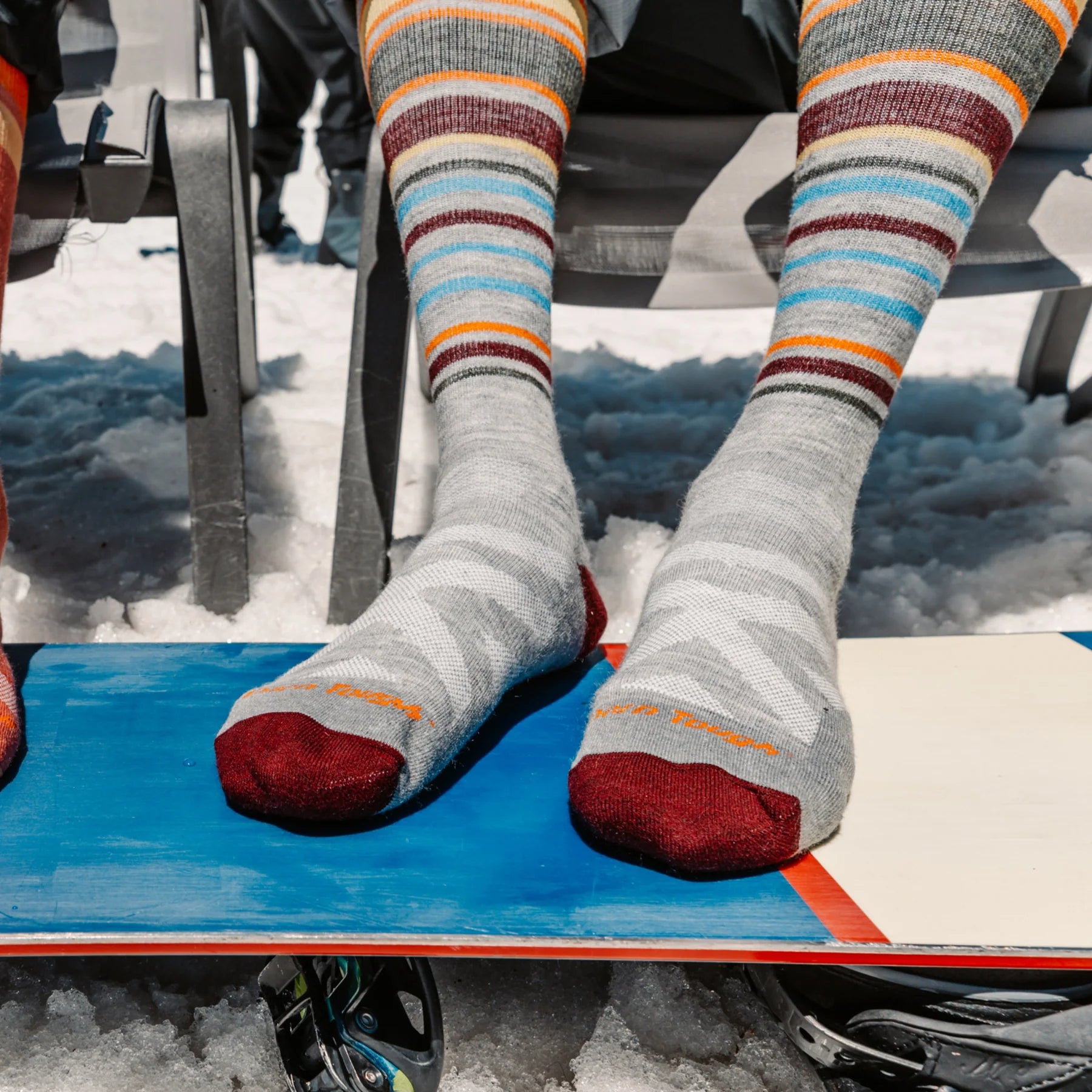 Darn Tough Men's Snowpack Over-the-Calf Midweight Ski & Snowboard Sock - Winter 2025/2026