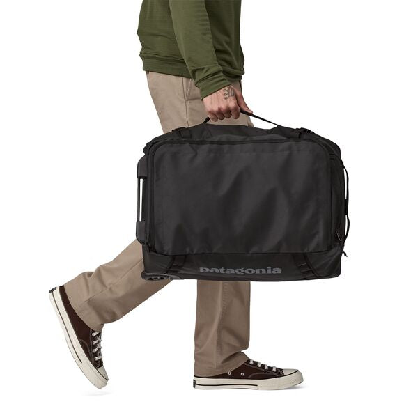 patagonia black hole matte Patagonia Black Hole Matte Wheeled Duffel 40L - Fall 2024