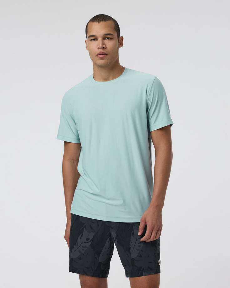 Vuori Men's Strato Tech Tee - Spring 2025