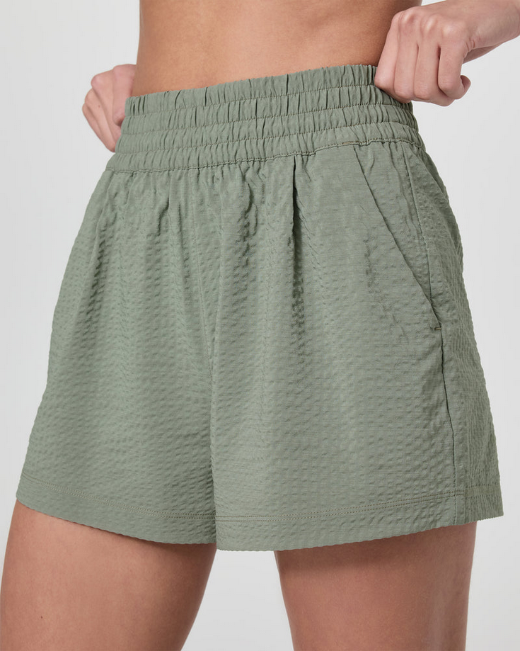 Vuori Women's Villa Textured Short - Spring 2025