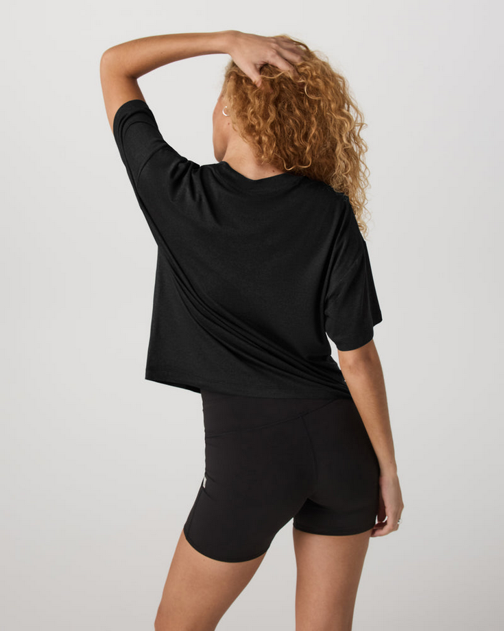 Vuori Women's Energy Tee Long - Spring 2026