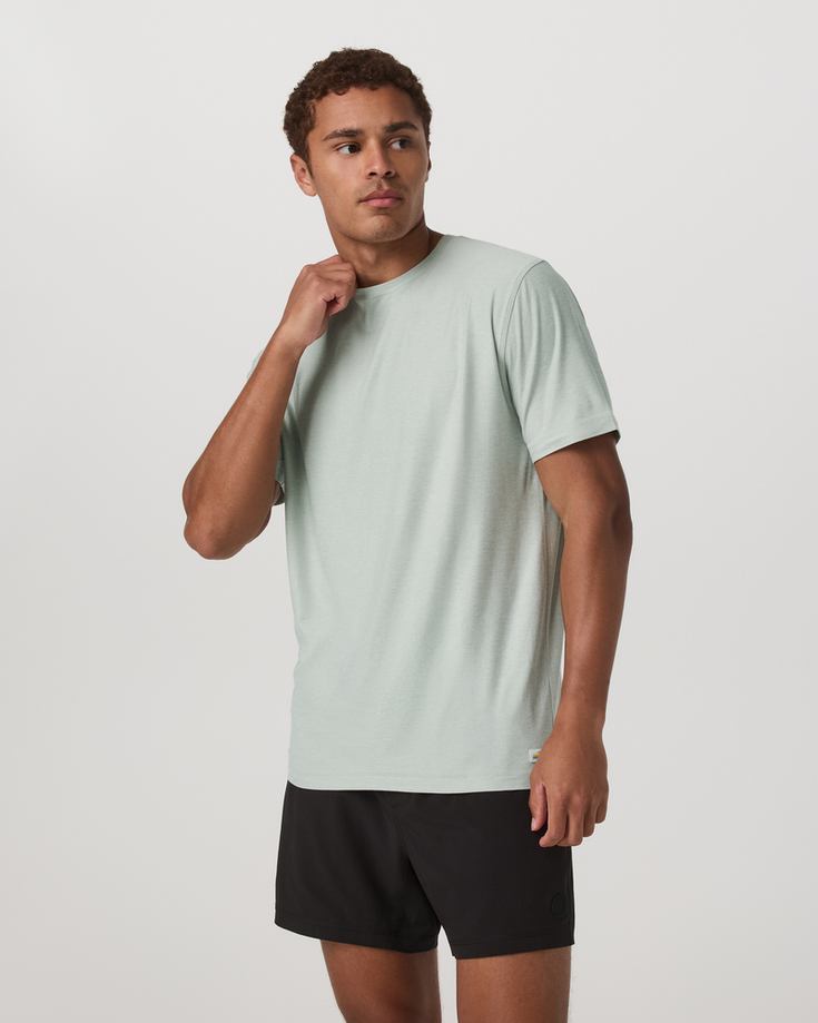 Vuori Men's Strato Tech Tee - Spring 2026