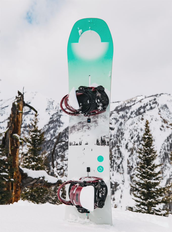 Burton Women's Feelgood Camber Snowboard - Winter 2026/2027