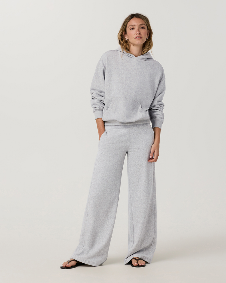 Vuori Women's Sedona Classic Pullover Hoodie - Fall 2026