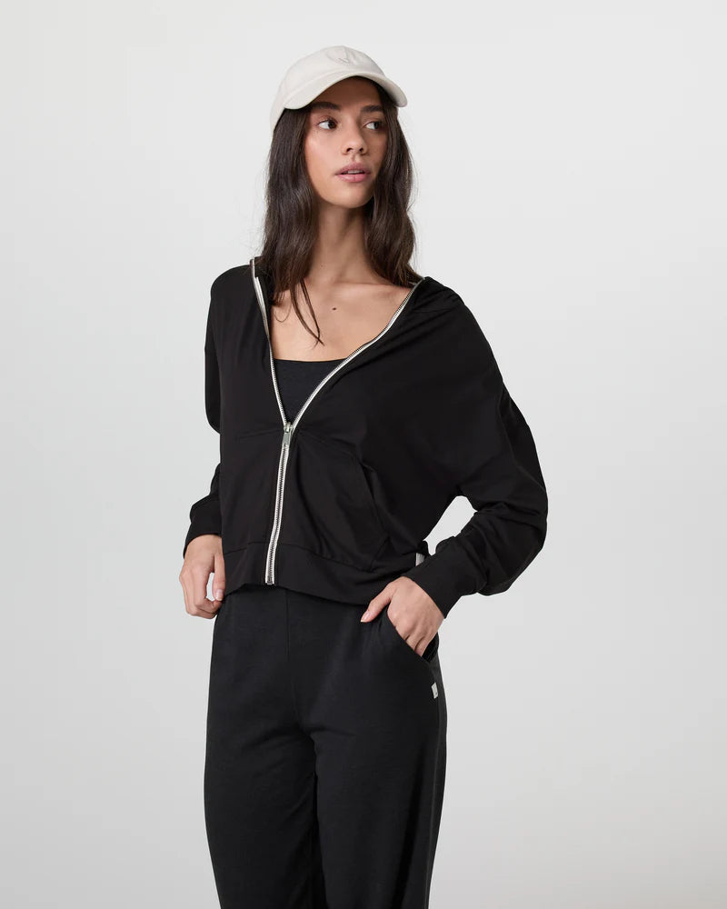 Vuori Women's Halo Modern Full Zip Hoodie - Winter 2025/2026