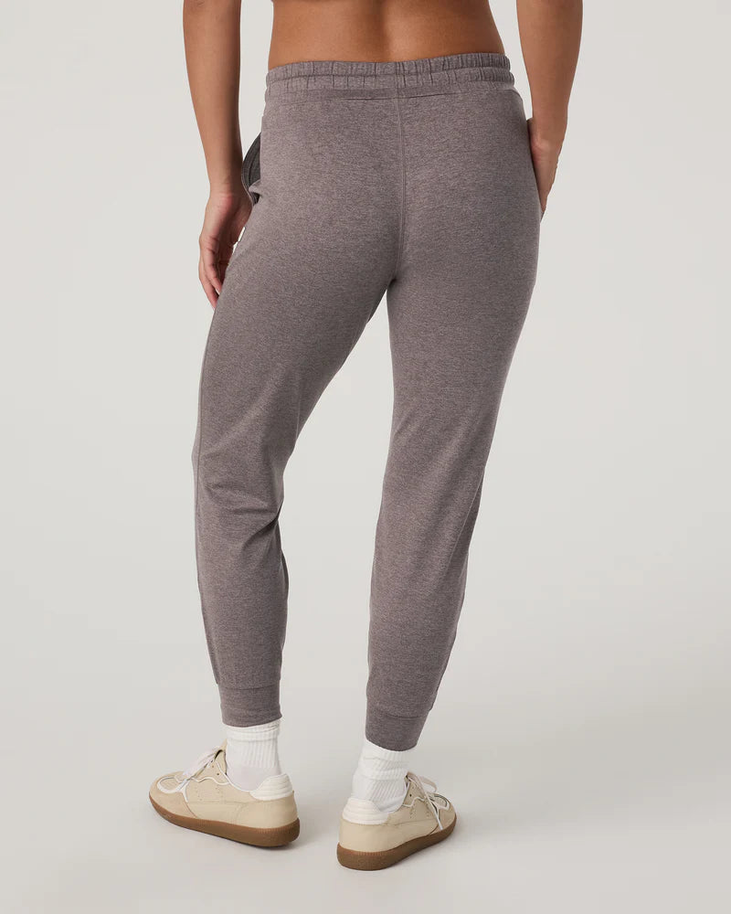 Vuori Women's Performance Jogger - Winter 2025/2026