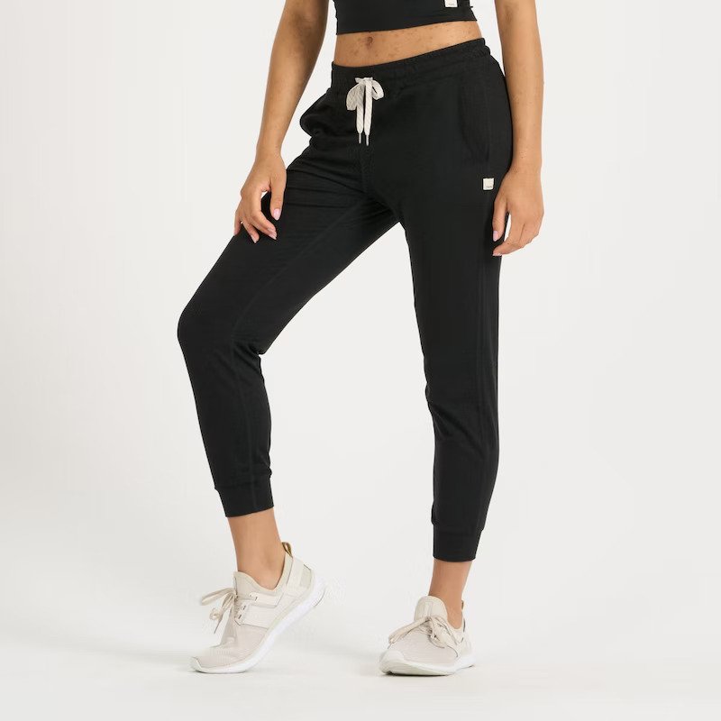 Vuori Women's Performance Jogger - Spring 2023
